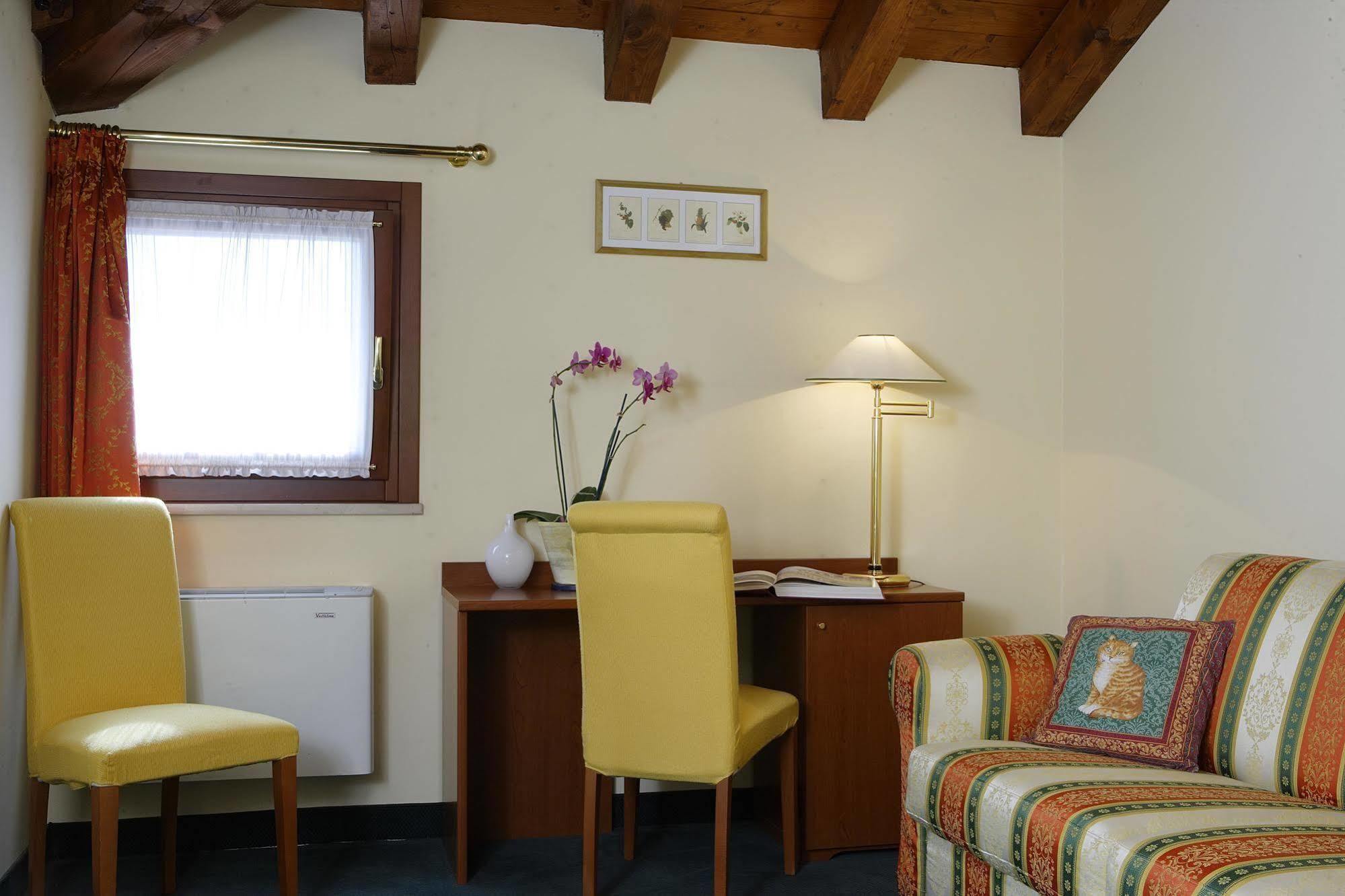 Antico Moro Hotel 3*